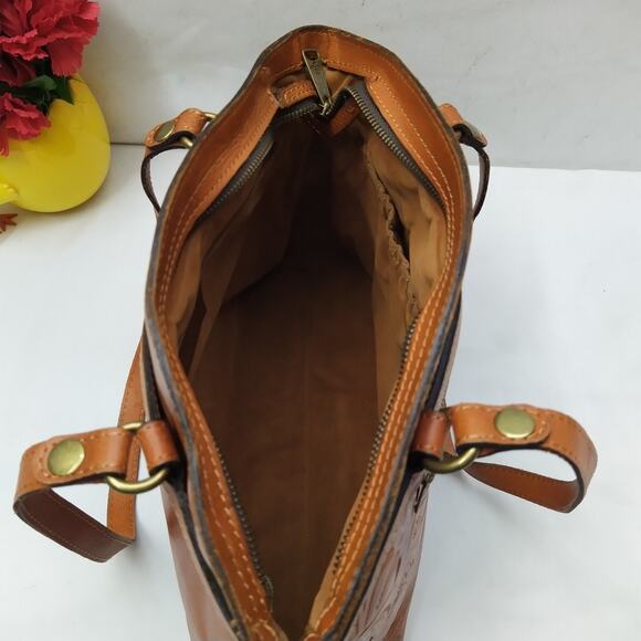 Patricia Nash Poppy Tote Florence Brown Tan Tooled Leather Zipper Tote Bag - Picture 9 of 16